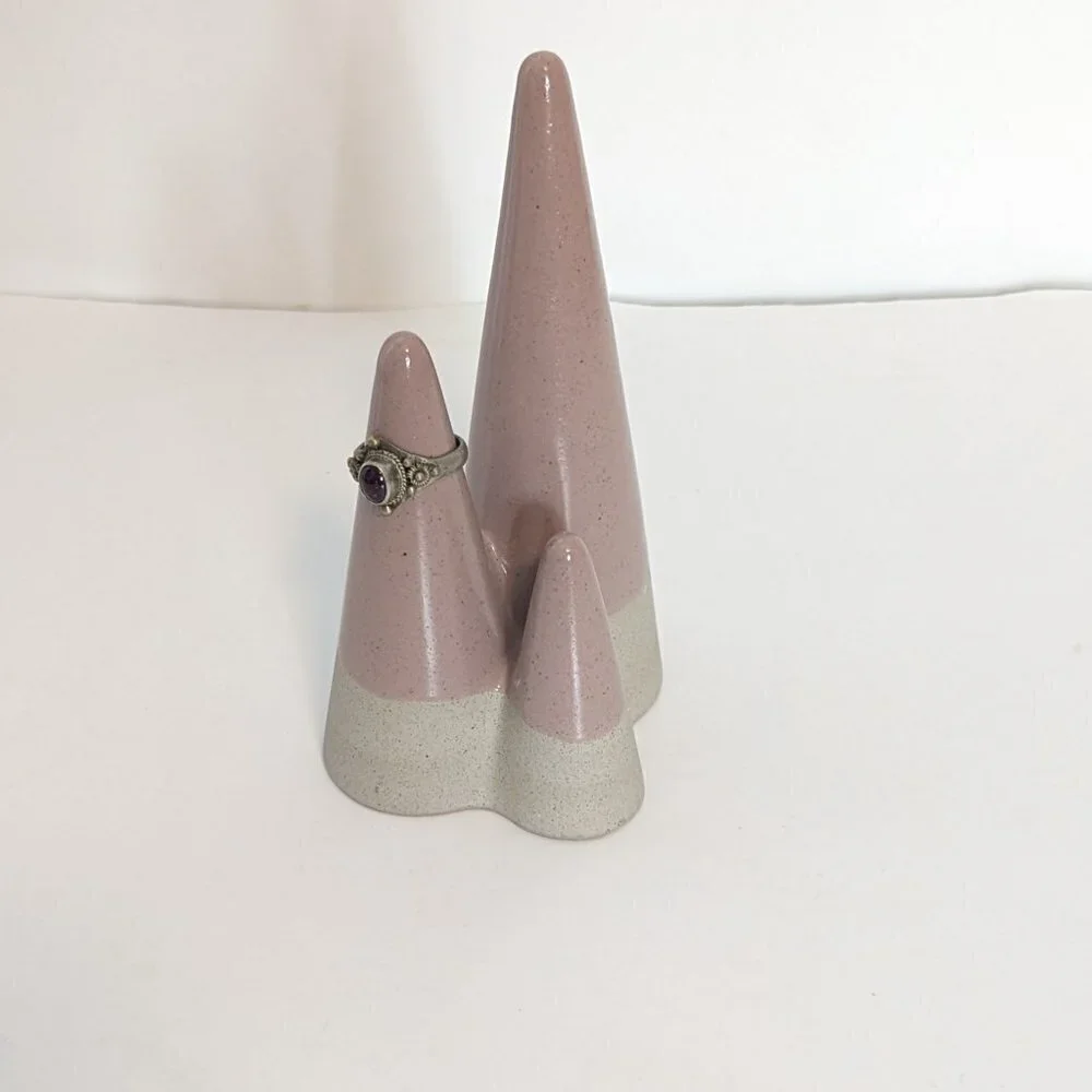 Ceramic Ring Holder‎ Jewelry Mountain Display Triple Cones MT